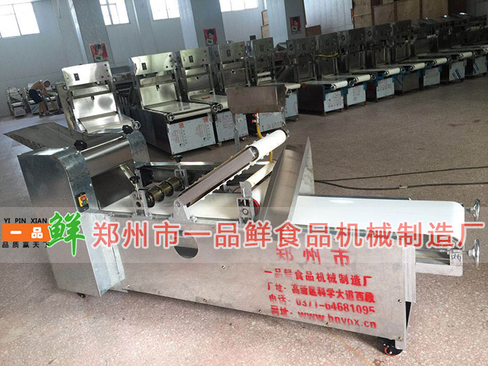 倉(cāng)庫(kù)中的燴面機(jī)HMj-1型升級(jí)版 倉(cāng)庫(kù)中的燴面機(jī)HMj-1型升級(jí)版