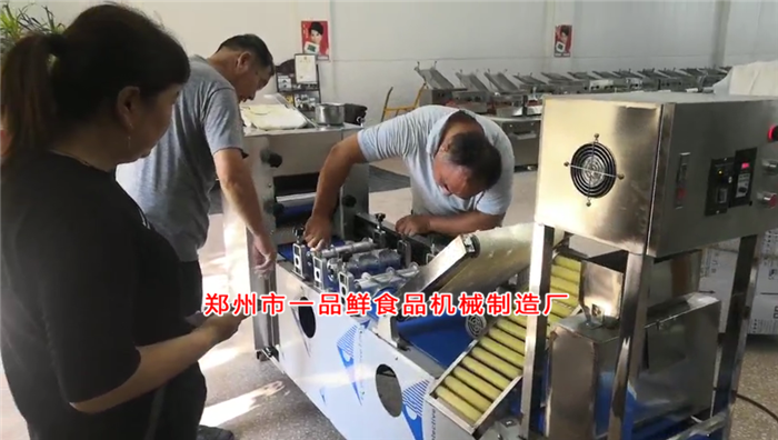 客戶學習操作燴面機 客戶學習操作燴面機
