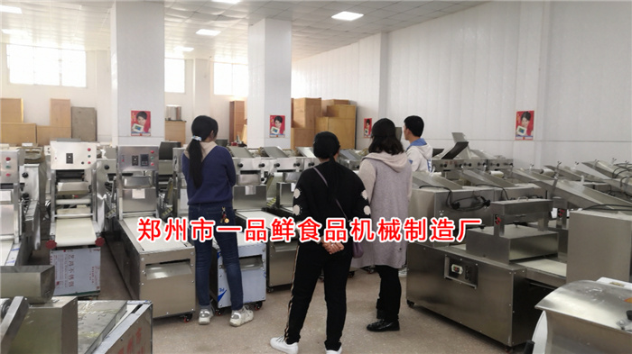 客戶考察一品鮮燴面機(jī) 客戶考察一品鮮燴面機(jī)